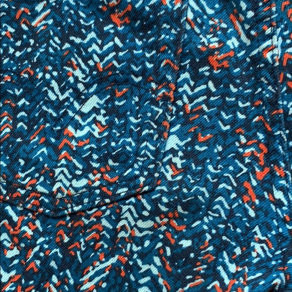 Patterned denim shorts - Picture 3 of 3